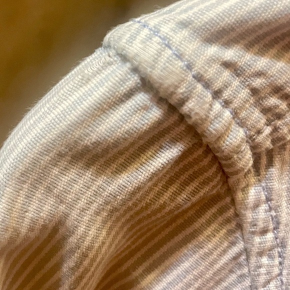 American Eagle Outfitters Women’s Light Blue Striped Shirt - Picture 6 of 8